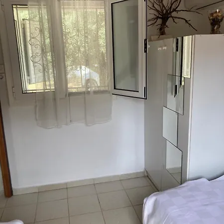 Helios House Mikros Gialos